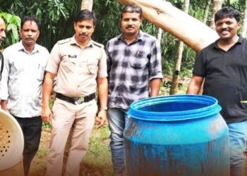 ബത്തേരിയിൽ 200 ലിറ്റർ വാഷും വാറ്റുപകരണങ്ങളും പിടികൂടി