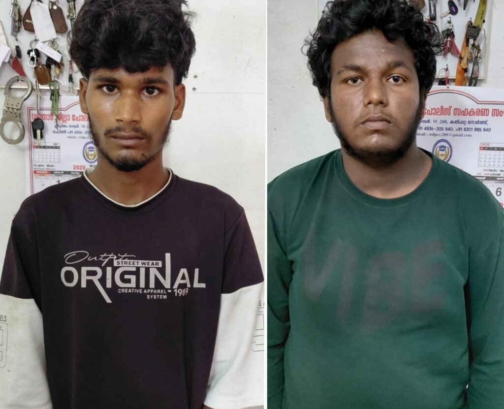 സ്‌കൂട്ടര്‍ മോഷണം ;പ്രായപൂർത്തിയവാത്ത കുട്ടിയടക്കം 3 പേർ പിടിയില്‍
