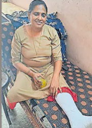 ഡിപ്പോയിലെ കുഴിയിൽ വീണു; പ്രിയദർശിനി സർവീസ് വനിതാ കണ്ടക്ടർക്ക് പരുക്ക്