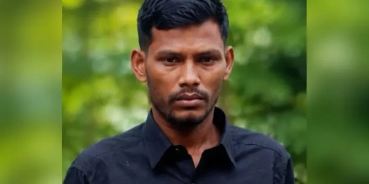 പോലീസ് കസ്റ്റഡിയിലെടുത്ത് റോഡരികിൽ നിർത്തിയിട്ട ഓട്ടോറിക്ഷയിൽ യുവാവിനെ മരിച്ച നിലയിൽ കണ്ടെത്തി