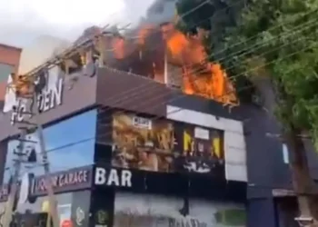 മൈസൂരുവിൽ തീപിടിത്തം; രണ്ടുപേർ മരിച്ചു