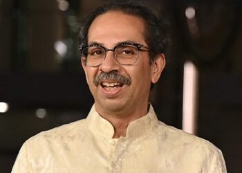 ഒളിച്ചുകടന്നത് ചാർട്ടേഡ് വിമാനങ്ങളിൽ, യുപിയിലെ ആഡംബര ഹോട്ടലിൽ താമസം; ശിവസേനയെ പിളർത്തിയ ‘ഓപ്പറേഷൻ ടൈഗർ’