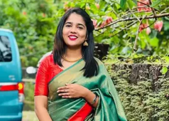 അപകടകരമായ രീതിയിൽ കാർ നിർത്തിയിട്ടു, വാഹനം ഓടിച്ചത് മദ്യപിച്ച്; ഹെലൻ ഓഫ് സ്പാർട്ടയ്ക്കെതിരെ കേസ്