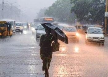 ഇന്നും അതിശക്ത മഴയ്ക്ക് സാധ്യത, 11 ജില്ലകളില്‍ യെല്ലോ അലര്‍ട്ട്
